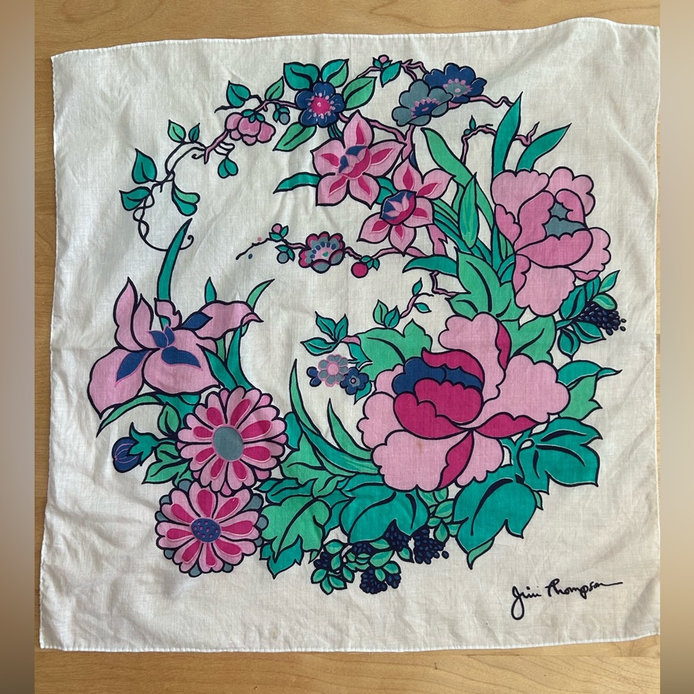 Vintage Wreath scarf by Jim Thompson -15 x 15 scarf or hankie. Cotton.